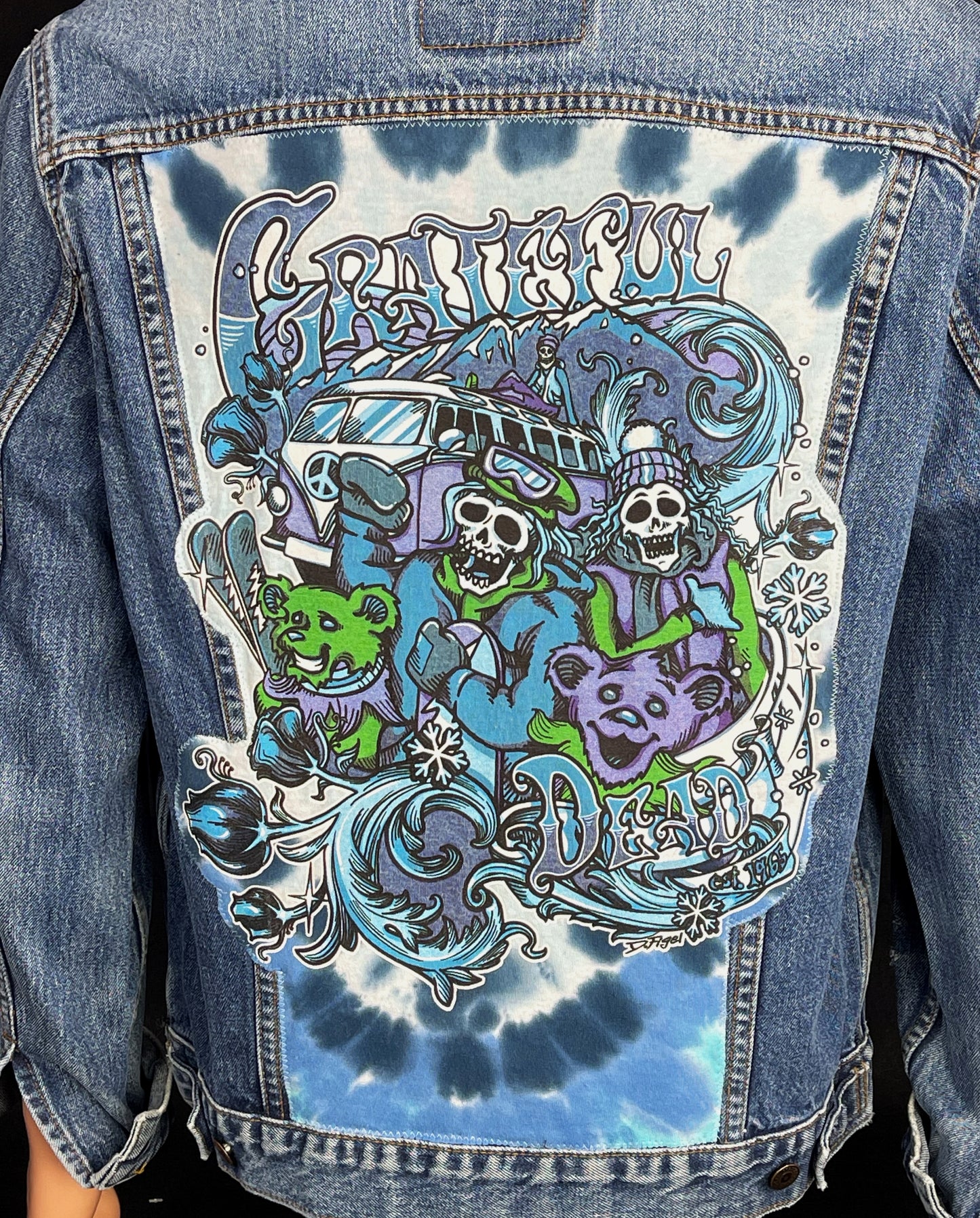 Upcycle Grateful Dead Levis Denim Jacket Skiing Bears Mens Large Womens XLarge