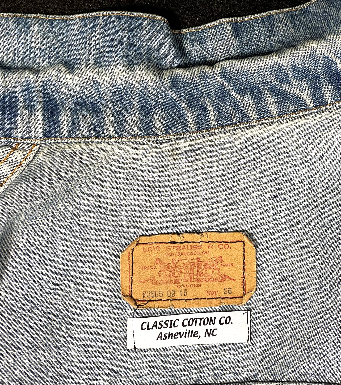 Upcycle Phish Levi's Denim Jacket Vintage USA Size 36 Mens Small Womens Medium