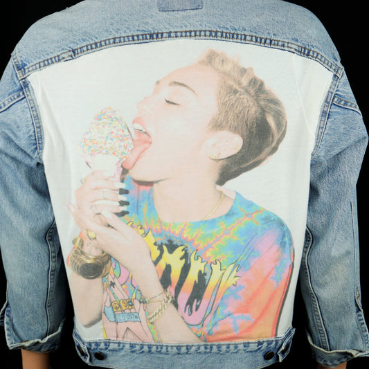 MIley Cyrus Levis Denim Jacket USA Mens Medium Womens Large
