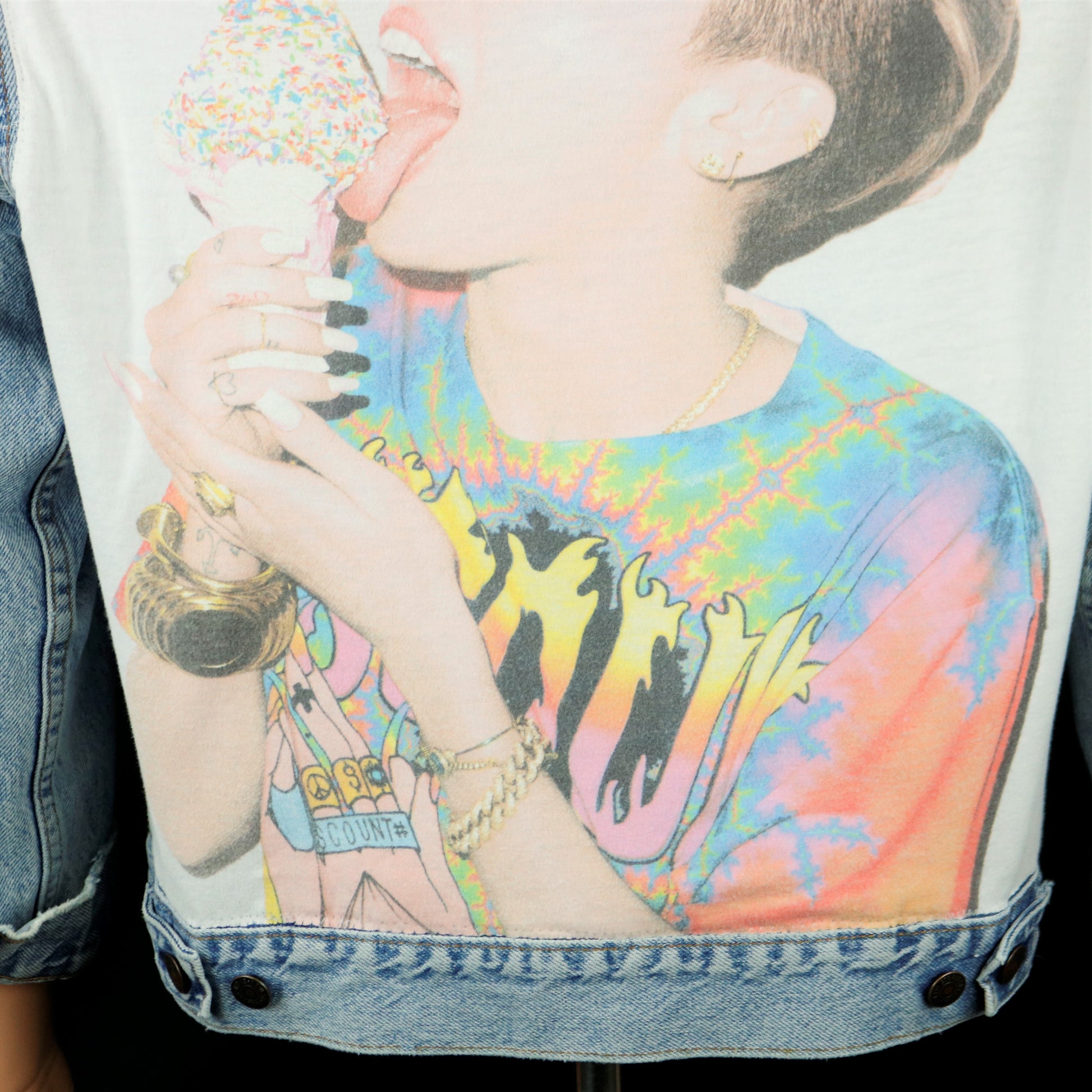 MIley Cyrus Levis Denim Jacket USA Mens Medium Womens Large
