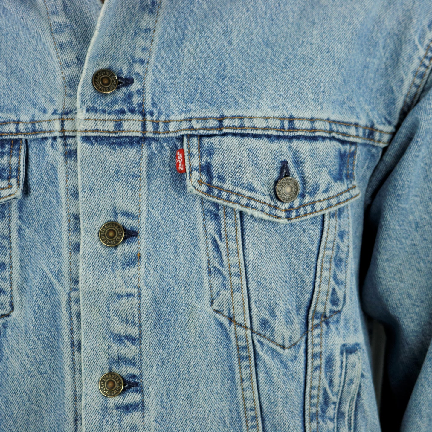 MIley Cyrus Levis Denim Jacket USA Mens Medium Womens Large