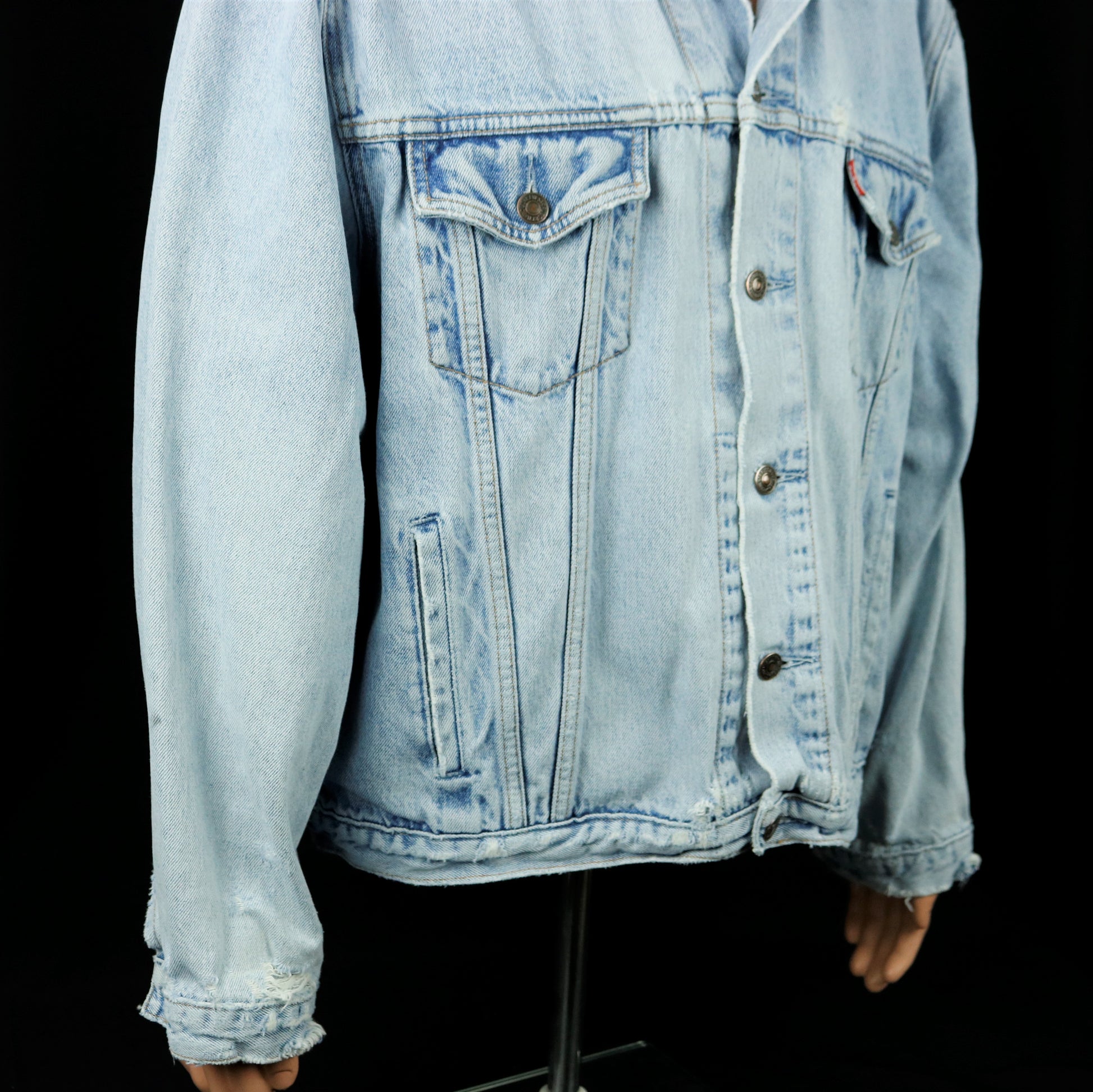 Metallica Levi's Denim Jacket Distressed Mens XLarge